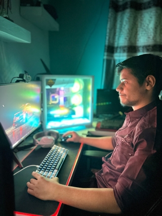 Photo of Mayank Pawar