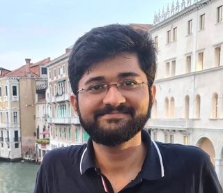 Photo of Hardik Menger