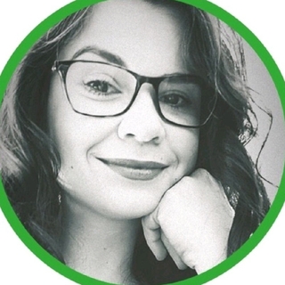 Photo of Carolina Ribeiro