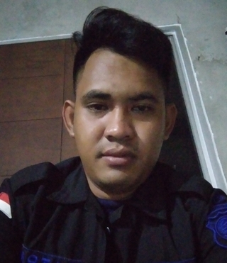Photo of Irwandi Irwandi