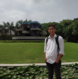 Photo of Sameer Raturi