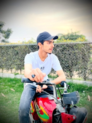 Photo of Usman Joyia
