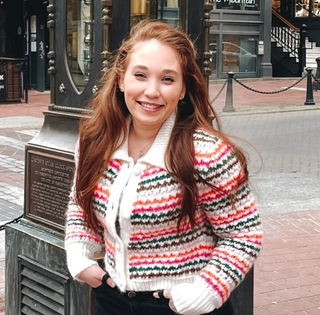 Photo of Mariane Mendes