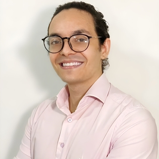 Photo of Gustavo Oliveira