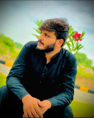 Photo of Hamza Tahir