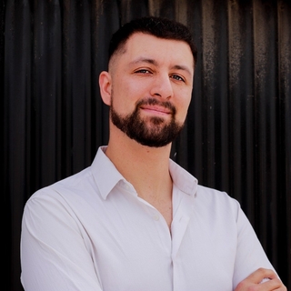 Photo of Ivo Lares