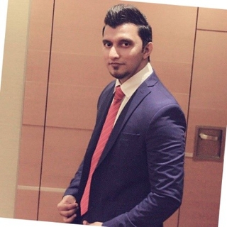 Photo of Shiraz Tariq