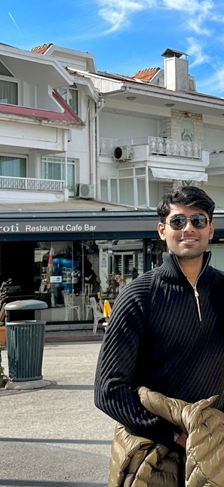 Photo of Moeez Tariq