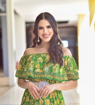 Photo of Diana Navarro